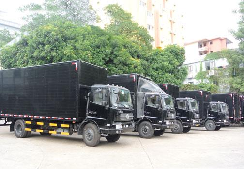 復(fù)合板運輸車